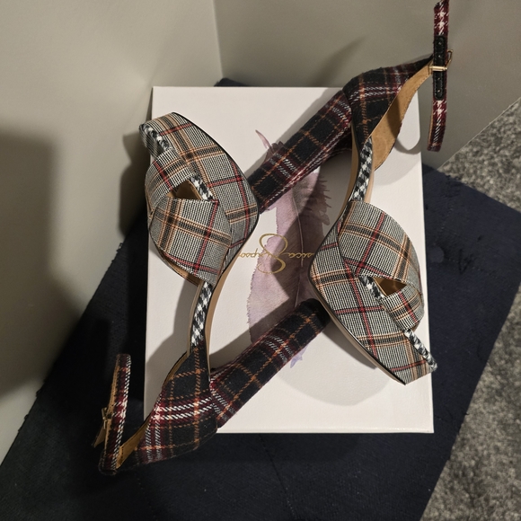Jessica Simpson Plaid and Houndstooth Women's Heels - Picture 5 of 7